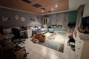 Gepflegtes Zweifamilienwohnhaus in ruhiger Ortsrandlage – Die vollständige Adresse der Immobilie erhältst du vom Anbieter., 96152 Burghaslach – Vorschaubild 4