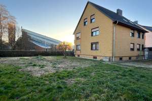 MEHRFAMILIENHAUS IN GARBSEN-BERENBOSTEL – Die vollständige Adresse der Immobilie erhältst du vom Anbieter., 30827 Garbsen – Vorschaubild 1