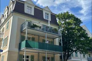 Seltene Gelegenheit!!! 3,5-Zimmer-Wohnung mit zwei Balkonen, zwei Bädern, EBK, Stellplatz & Aufzug