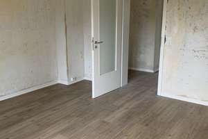 Teilsanierte 3,5 Zimmer-Whg. mit Balkon zum 01.11.2026 – Hultschiner Straße 135, 47055 Wanheimerort, Duisburg – Vorschaubild 3