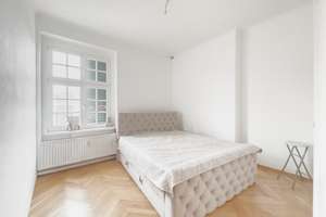 STILVOLLE 3 ZIMMER WOHNUNG MIT SONNENBALKON IN CHARMANTER GRÜNDERZEITVILLA AUF EINEM PARKGRUNDSTÜCK – Bahnhofstraße 25, 1259 Leuben (Stadtteil), Dresden – Vorschaubild 7