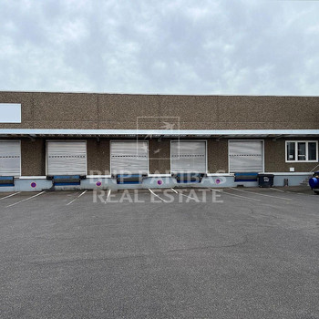 *Anmietung über BNP* Lager- & Produktionshallen in Lövenich // RAMPE