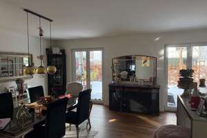 Einfamilienhaus mit Garage in München-Trudering