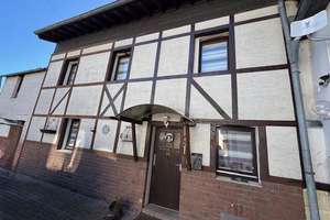 Eschweiler: Altbau mit Charakter , großem Grundstück & Ausbaupotenzial!
