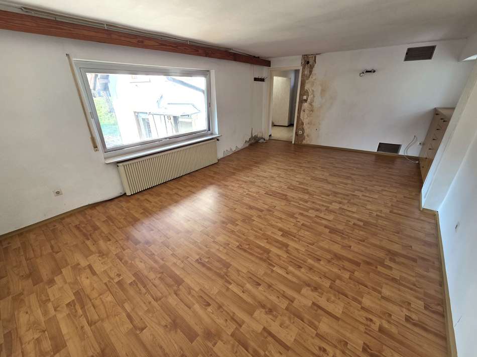oder sehr großes Schlafzimmer