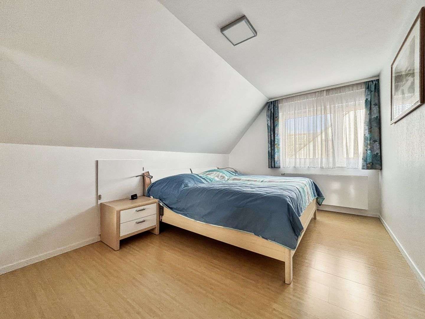 Immobilie in Cremlingen - Ein-Zweifamilienhaus mit ca. 196 m² Wohnfläche in Weddel - Cremlingen - Bild 1