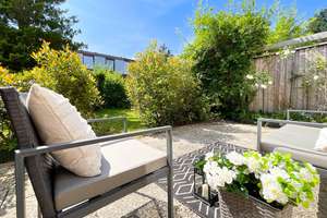 Großzügiges Wohnen mit Terrasse und Garten in Hamburg-Schnelsen