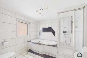 Nur kurze Zeit verfügbar – Modernisiertes EFH mit Kamin & Carport in Hohberg – Die vollständige Adresse der Immobilie erhältst du vom Anbieter., 77749 Hohberg – Vorschaubild 8