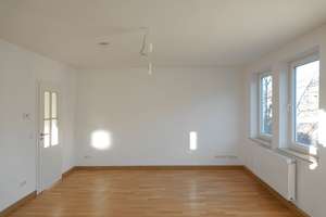Großzügige & helle 2-Zimmer-Wohnung mit großer sonniger Dachterrasse in guter Lage – Die vollständige Adresse der Immobilie erhältst du vom Anbieter., 30161 Vahrenwald, Hannover – Vorschaubild 7