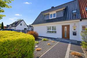 Bremerhaven - Eckernfeld | Sanierte Doppelhaushälfte mit Garage & vielen Vorzügen – Die vollständige Adresse der Immobilie erhältst du vom Anbieter., 27580 Lehe, Bremerhaven – Vorschaubild 2