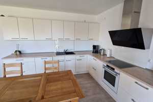 Gartenparadies inklusive: Moderne und komfortable 4-Zimmer Wohnung mit Einbauküche – Wolfsburg – Vorschaubild 4