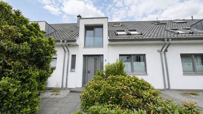 Attraktives RMH – Top-Ausstattung, nahe ISD & 300 m zum Rhein