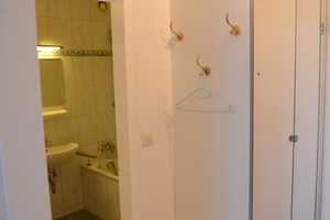 Gepflegte 2-Zimmer-Wohnung mit Balkon in München Olympiazentrum / Milbertshofen – Helene-Mayer-Ring 10, 80809 München – Vorschaubild 2