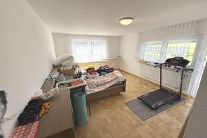 Für Kapitalanleger oder Eigennutzer: Doppelhaushälfte mit 3 Wohneinheiten und sep. Schuppen – Die vollständige Adresse der Immobilie erhältst du vom Anbieter., 72250 Freudenstadt – Vorschaubild 8