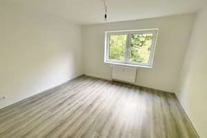 Frisch renovierte 4-Zimmer-Wohnung mit Balkon und Gäste-WC! – Katernberger Str. 21-25, 45327 Katernberg, Essen – Vorschaubild 14