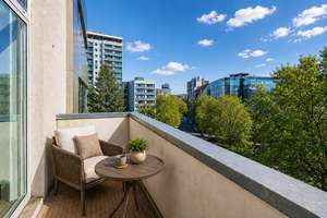 Bezugsfrei: 5-Zimmer-Wohnung mit Sauna und Balkon nahe Ku’damm – Die vollständige Adresse der Immobilie erhältst du vom Anbieter., 10787 Schöneberg, Berlin – Vorschaubild 2
