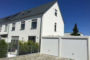 Reiheneckhaus in Fürth mit wunderschönen Ausblick und viel Freiraum