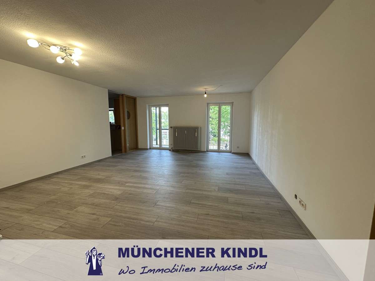 Immobilie in Eichenau - Wohnen mit Stil – 2-Zimmer-Traum in S-Bahn-Nähe im Herzen von Eichenau - Bild 2