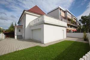 Außergewöhnliches und großzügiges "Mehr - Generationenhaus"  in sehr schöner Lage – Keferloherstr. 112, 80807 Milbertshofen, München – Vorschaubild 2