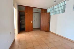 bezugsfreie 2-Zi.-ETW in Erlangen...Zentrale Lage, nahe Siemenscampus  – Die vollständige Adresse der Immobilie erhältst du vom Anbieter., 91058 Schönfeld, Erlangen – Vorschaubild 4