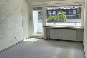 Doppelhaushälfte mit 4 Zimmern, Nähe Barbarossastr., Gartenstadt Vahr – Die vollständige Adresse der Immobilie erhältst du vom Anbieter., 28329 Gartenstadt Vahr, Bremen – Vorschaubild 9