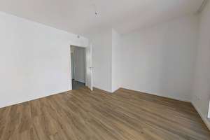 Maisonette-Traum im Hamburger Westen: Wohnen über zwei Etagen mit eigenem Gartenreich – Alte Sülldorfer Landstraße 402, 22559 Rissen, Hamburg – Vorschaubild 10