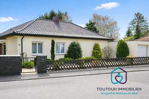 Exklusiver Winkelbungalow mit viel Platz Komfort & sonnigem Gartengrundstück