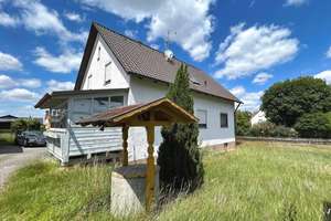 Vielseitig nutzbares Zweifamilienhaus auf großzügigem Grundstück – Die vollständige Adresse der Immobilie erhältst du vom Anbieter., 92449 Steinberg am See – Vorschaubild 2