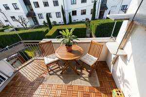 Kernsaniert: 4-Zimmer-Wohnung mit Loggia – Die vollständige Adresse der Immobilie erhältst du vom Anbieter., 86167 Lechhausen-Ost, Augsburg – Vorschaubild 1