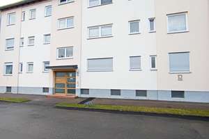 Familienfreundliche 4-Zimmer-Hochparterre-Wohnung mit Balkon – Top-Lage Augsburg-Lechhausen – Die vollständige Adresse der Immobilie erhältst du vom Anbieter., 86167 Lechhausen-West, Augsburg – Vorschaubild 24