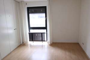 Große 3-Zimmer-Wohnung mit 2 Balkonen in direkter Rheinlage – Am Frankenturm 5, 50667 Altstadt/Nord, Köln – Vorschaubild 5