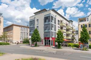 Großzügiges Penthouse mit 360° Dachterrasse, Weitblick und 65 m² Wohn-/Essbereich im Zentrum Jenas – Die vollständige Adresse der Immobilie erhältst du vom Anbieter., 7743 Jena-Zentrum, Jena – Vorschaubild 3