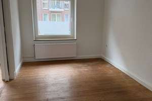 3-Zimmer-Erdgeschoss-Altbauwohnung in Kiel-Gaarden – Wikingerstraße 10, 24143 Gaarden-Ost, Kiel – Vorschaubild 4