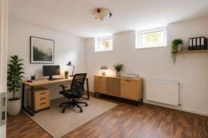 Großzügiges Wohnhaus mit Einliegerwohnung/Büro im Grünen in Hamburg-Rahlstedt – Die vollständige Adresse der Immobilie erhältst du vom Anbieter., 22147 Rahlstedt, Hamburg – Vorschaubild 47