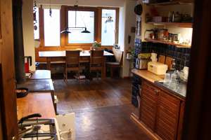 Geräumiges 8-Zimmer Zweifamilienhaus mit Doppelgarage und Einliegerwohnung – Die vollständige Adresse der Immobilie erhältst du vom Anbieter., 88634 Herdwangen-Schönach – Vorschaubild 9