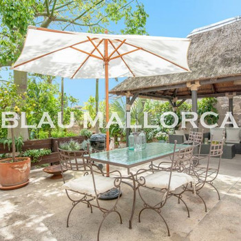 Haus in Vilafranca, mit Pool und Touristenlizenz