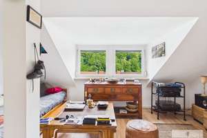 "Sanierter Altbau" - Gemütliche DG-Wohnung in schöner Lage von St. Arnual