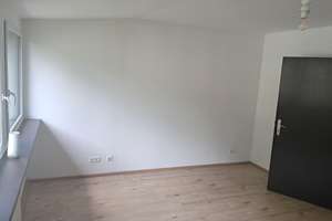 frisch renovierte 3 Zimmerwohnung zu vermieten. – Farbmühle 7, 72275 Alpirsbach – Vorschaubild 4