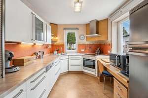 Provisionsfrei: Renoviertes EFH mit bildschönem Blick in den grünen Garten & weitläufigem Grundstück – Die vollständige Adresse der Immobilie erhältst du vom Anbieter., 87700 Innenstadt, Memmingen – Vorschaubild 7
