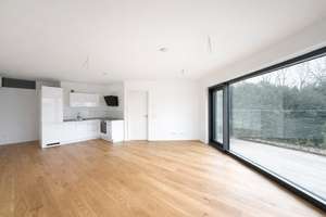 *Reserviert*Charmante 3 Zimmer Wohnung mit Loggia in Heilbronn mit schönem Ausblick wartet auf Sie! – Wartbergstraße 8/1, 74072 Heilbronn, Heilbronn – Vorschaubild 3