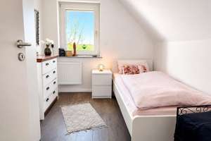 Charmantes EFH mit Einliegerwohnung, zweitem Grundstück & modernem Wohntrailer – Die vollständige Adresse der Immobilie erhältst du vom Anbieter., 26529 Wirdum – Vorschaubild 7