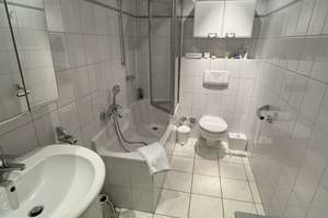 Sofort verfügbar! 3-Zimmer Wohnung in Köln-Wahnheide – Sportplatzstraße 49, 51147 Wahnheide, Köln – Vorschaubild 2