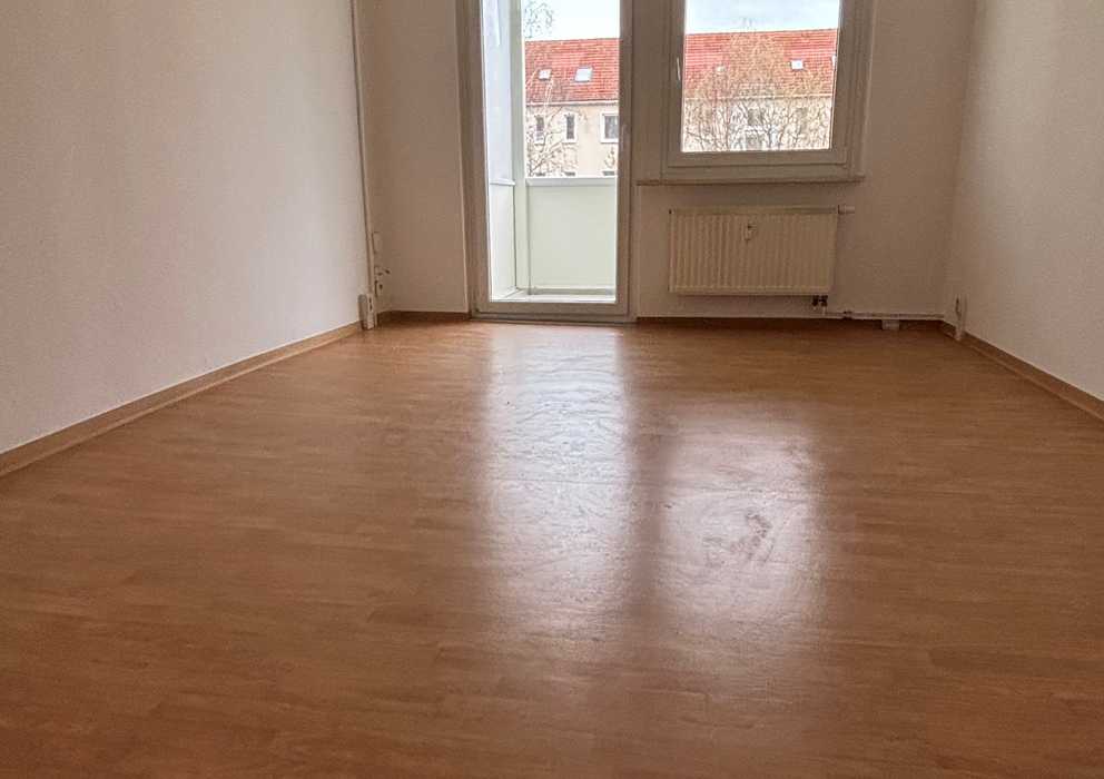 2-Zimmer-Wohnung mit großem Balkon