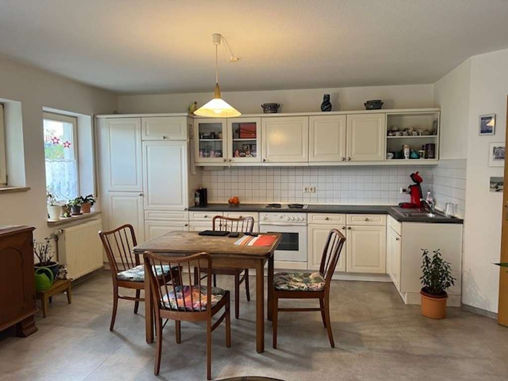 Immobilie in Leutkirch im Allgäu - Erdgeschosswohnung mit Garage und Gartenanteil in bevorzugter Lage von Leutkirch! - Bild 4