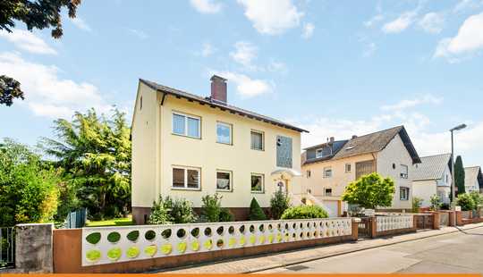 Bild von Charmantes Zweifamilienhaus mit Garten in Laubenheim – Potenzial für individuelle Gestaltung