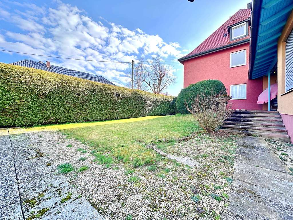 Immobilie in Mammendorf - Wohnen + Gewerbe | 3 Wohnungen | Entwicklung möglich - Bild 2