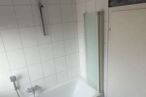 3,5 Zimmer in Oestrum Stadtgrenze Moers - Dachg. mit wenig Schrägen - Garage möglich - kein Balkon – Asberger Straße 75, 47228 Bergheim, Duisburg – Vorschaubild 3