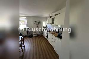 Tauschwohnung: Kleine aber geräumige SAGA Wohnung mit Dielenboden