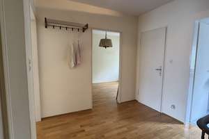 von privat: Reihenmittelhaus mit Garage in Schwaig – Die vollständige Adresse der Immobilie erhältst du vom Anbieter., 90571 Schwaig bei Nürnberg – Vorschaubild 10