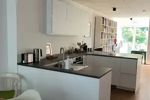 Bonn-Lessenich, großzügig geschnittenes Stadthaus in ruhiger Lage zu vermieten – Ferdinand-Porsche-Straße 24 a, 53123 Bonn – Vorschaubild 7